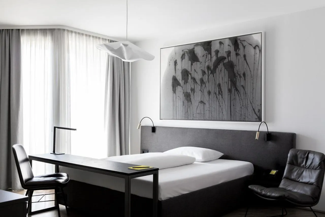 Lendhotel Graz 4*,