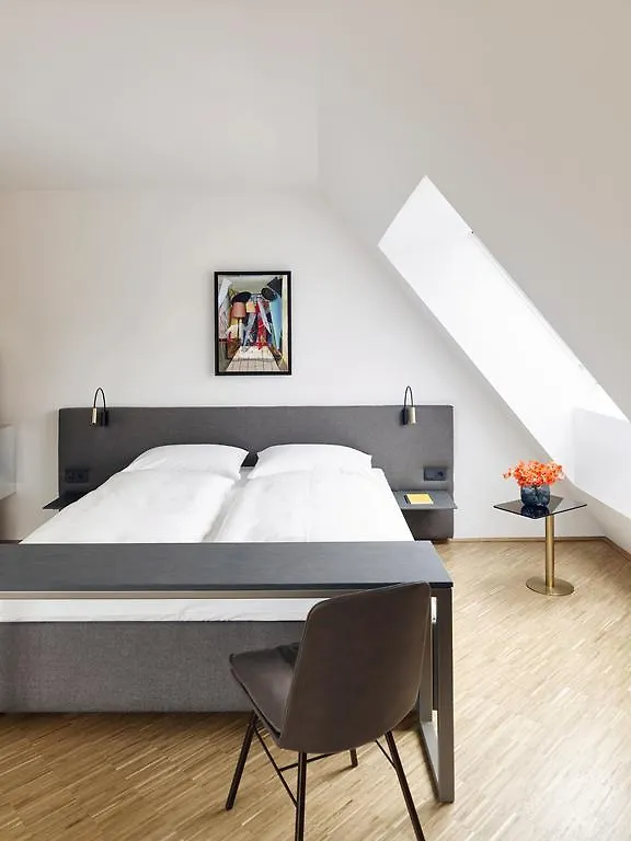 Lendhotel Graz 4*,